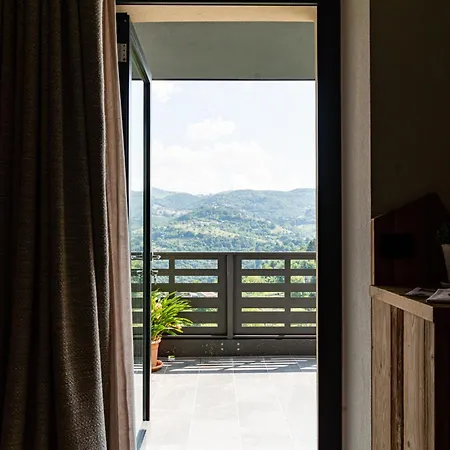 Araldo Eco-lodge Lodge
