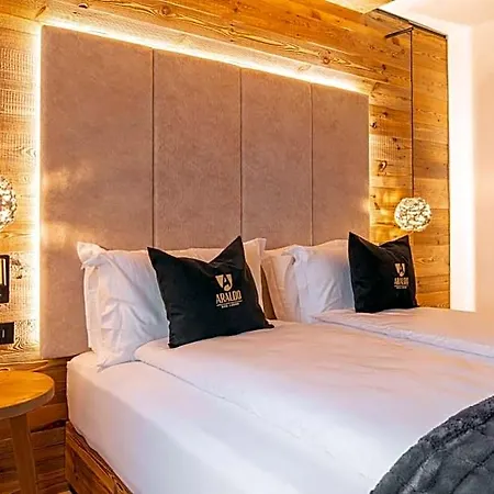 Araldo Eco-lodge Деревянный коттедж *