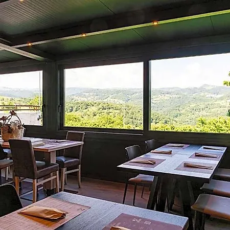 Деревянный коттедж Araldo Eco-lodge